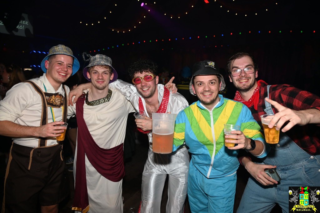 ../Images/Opwarmbal 2026 233.jpg